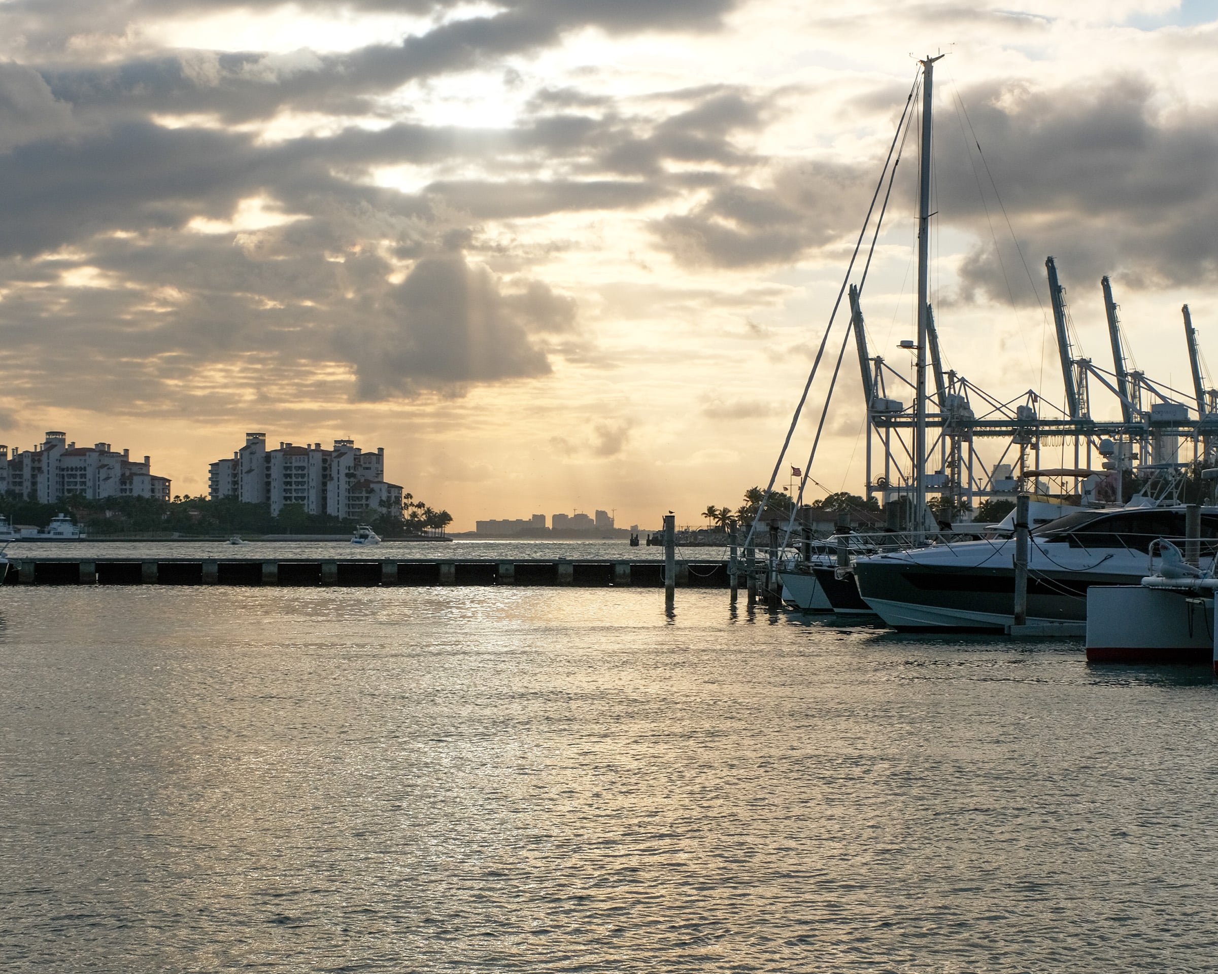 CJ’s Crab Shack - CJ's Crab Shack, Editor's Pick, featured, Miami Beach restaurants, Ocean Drive restaurants - May 2026