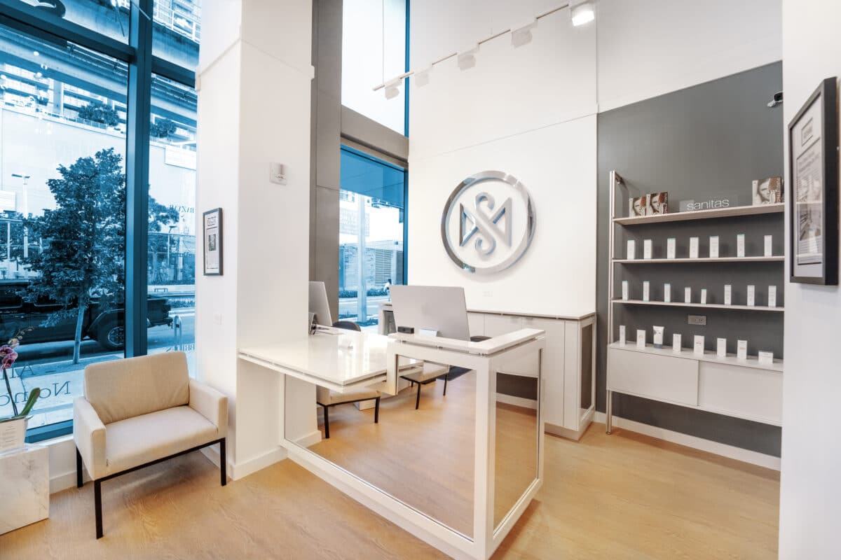 Silver Mirror Facial Bar in Coral Gables