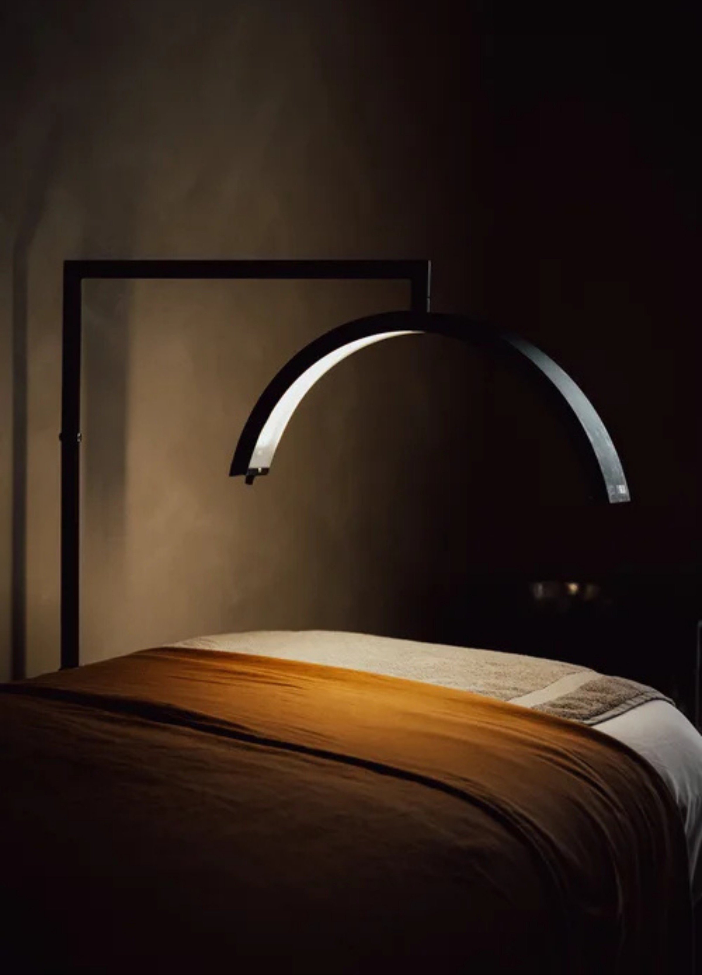 UNDERTONE SKN facial studio