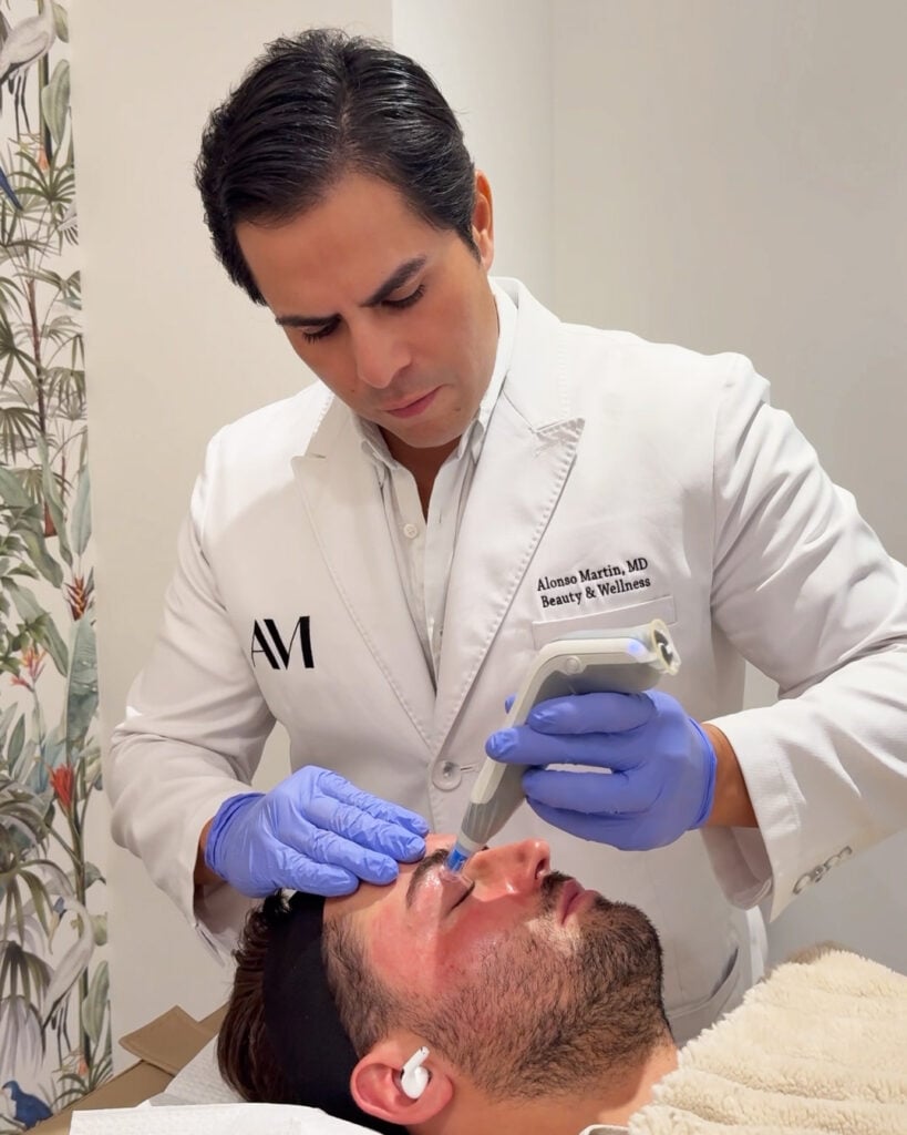 BODYWELLE microneedling treatment