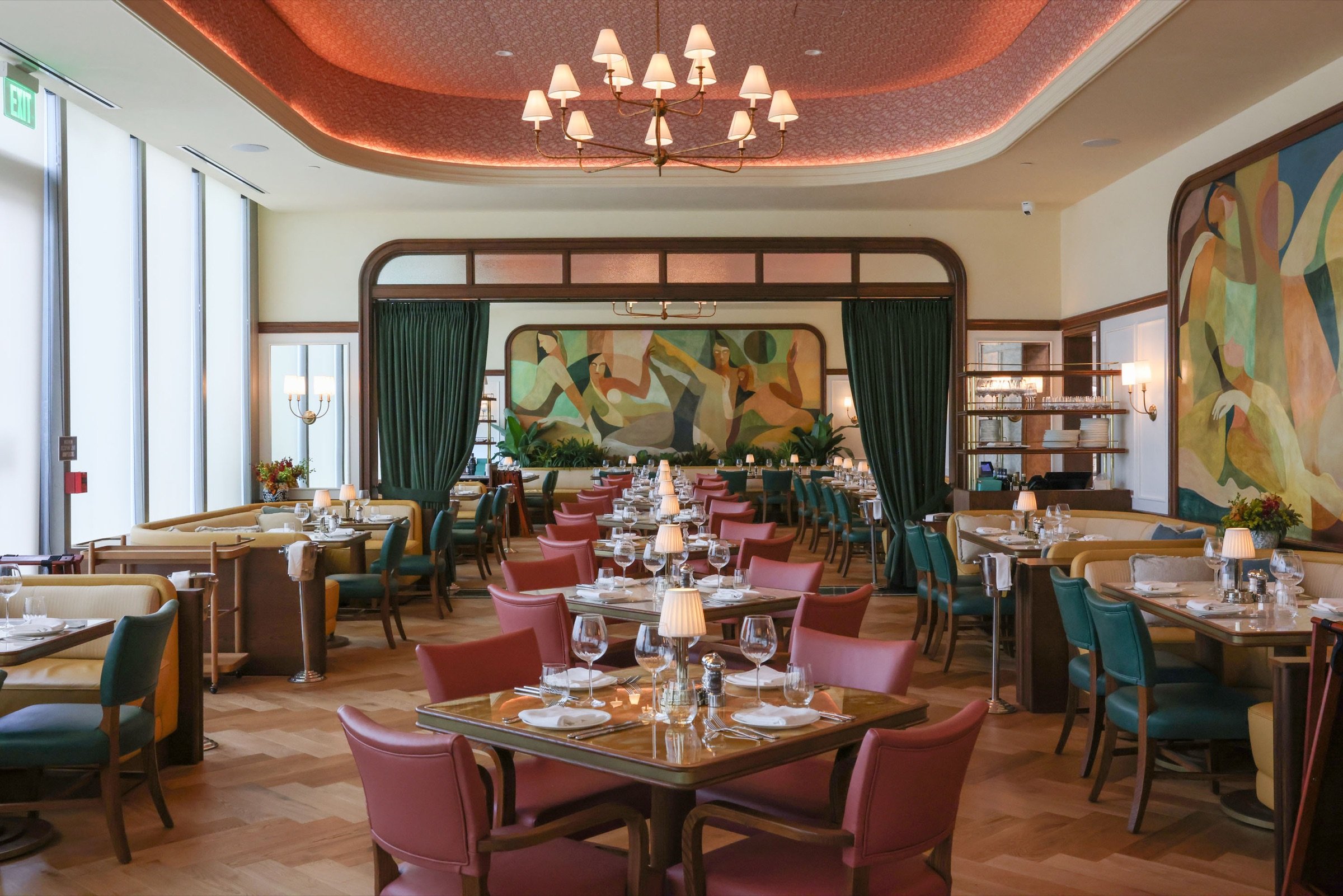 Signor Sassi dining room in Hallandale Beach with Art Deco murals