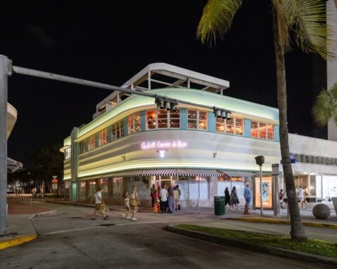 Andres Carne de Res Miami exterior on Lincoln Road at night