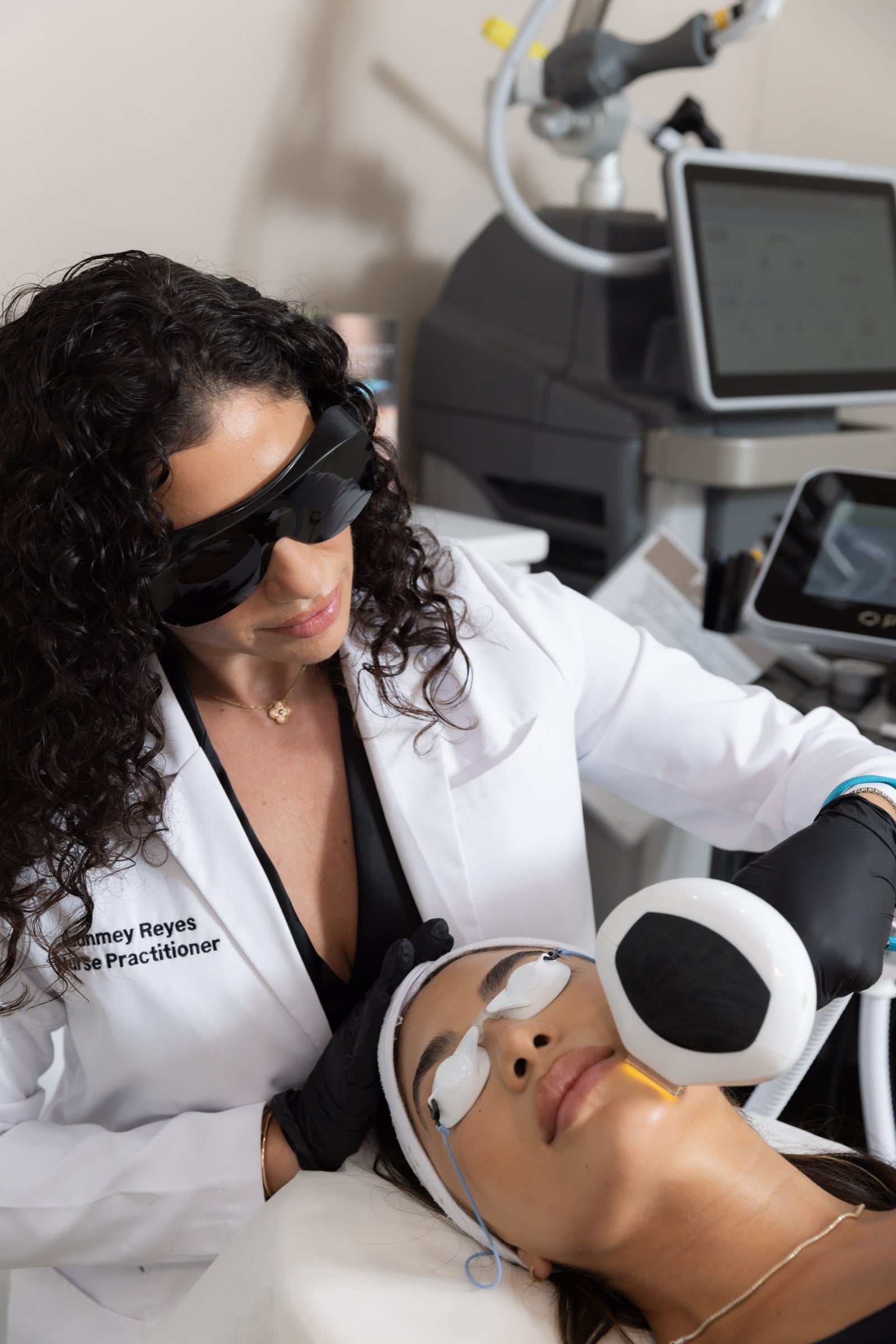 VIIV Wellness Haus laser treatment