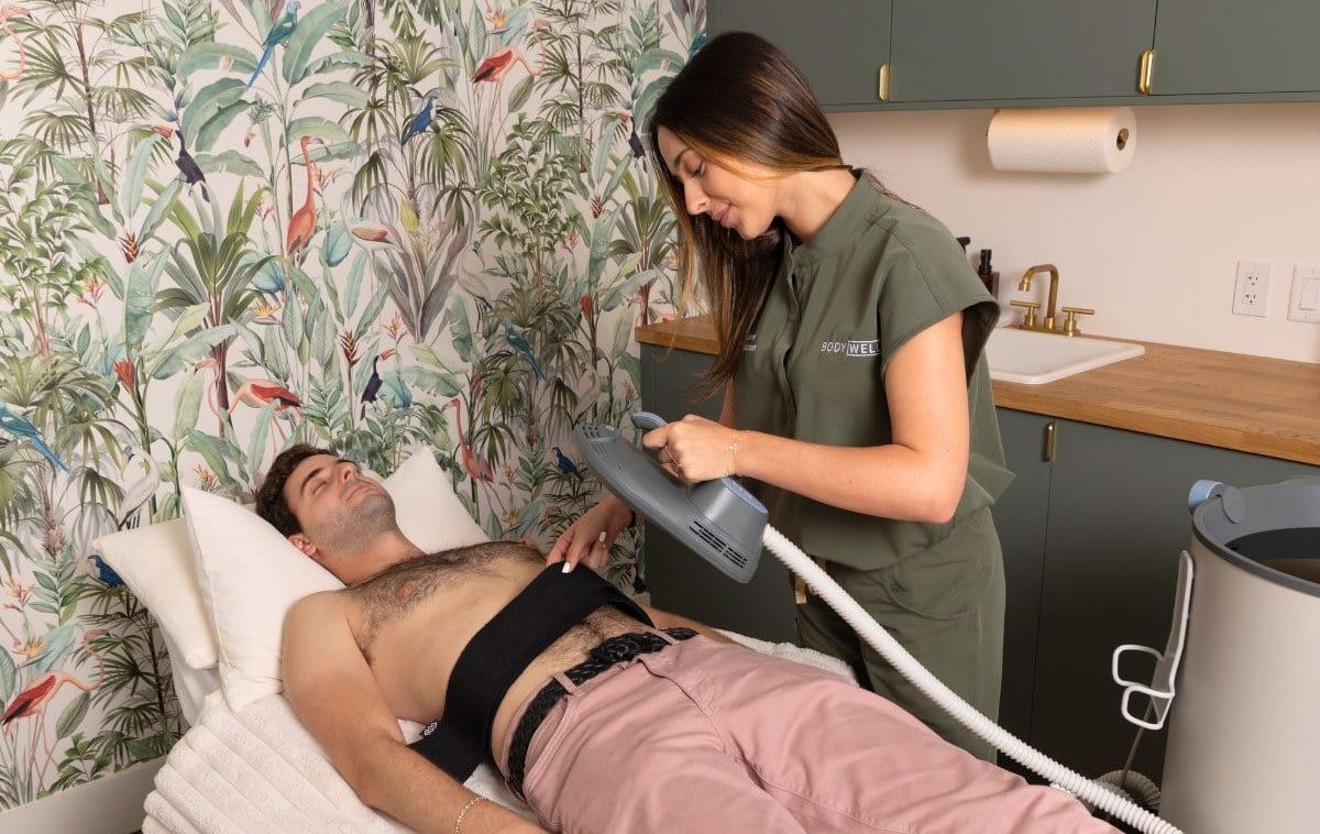 Emsculpt NEO and CoolSculpting body contouring treatment room at BODYWELLE in Miami Beach