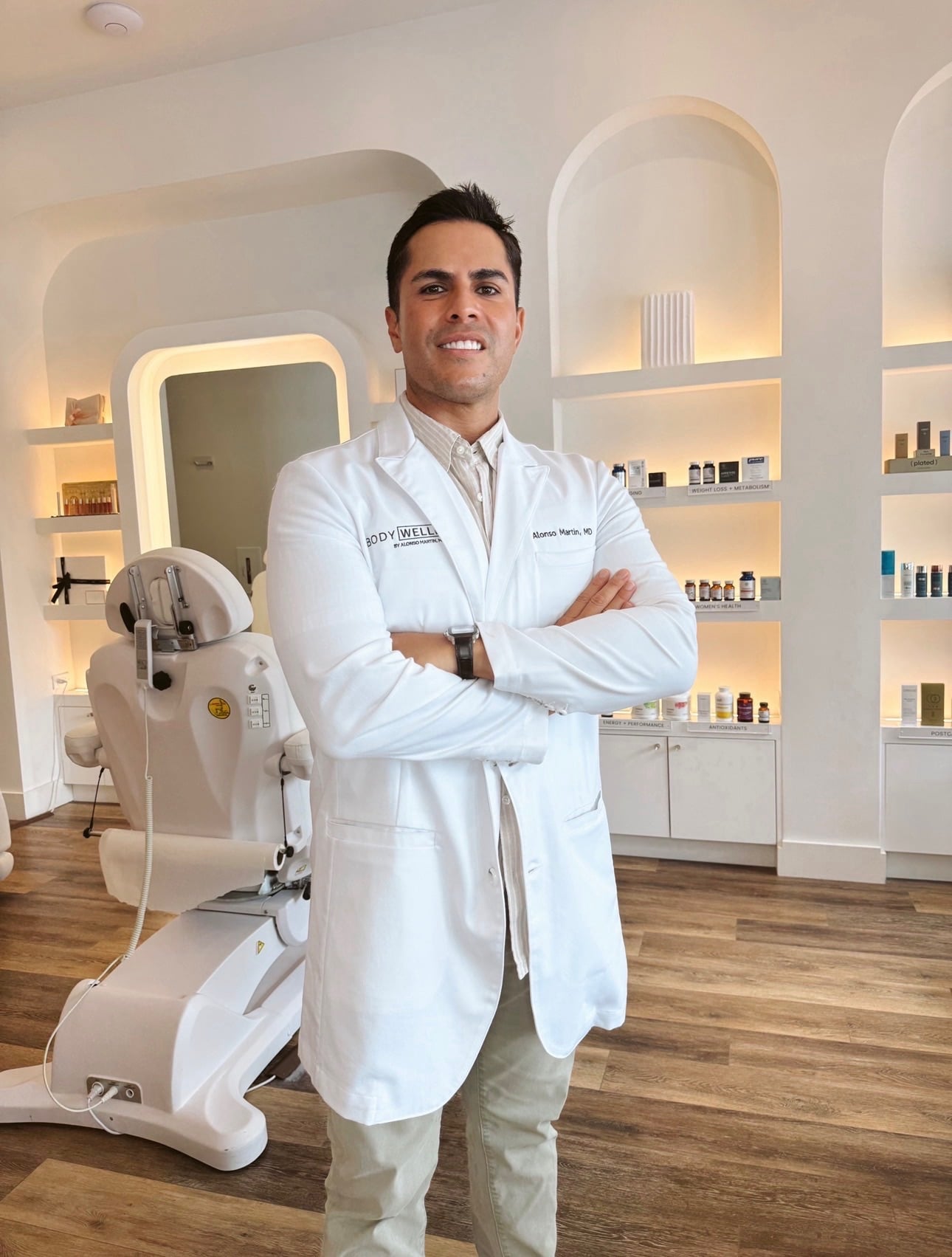 Dr. Alonso Martin at BODYWELLE Miami Beach